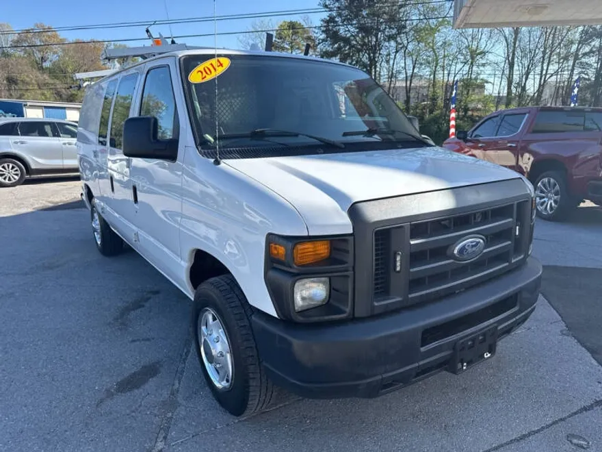 2014 Ford E-150 photo 1