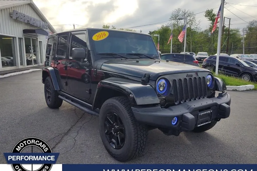 2016 Jeep Wrangler Unlimited Anniversary Edition photo 1