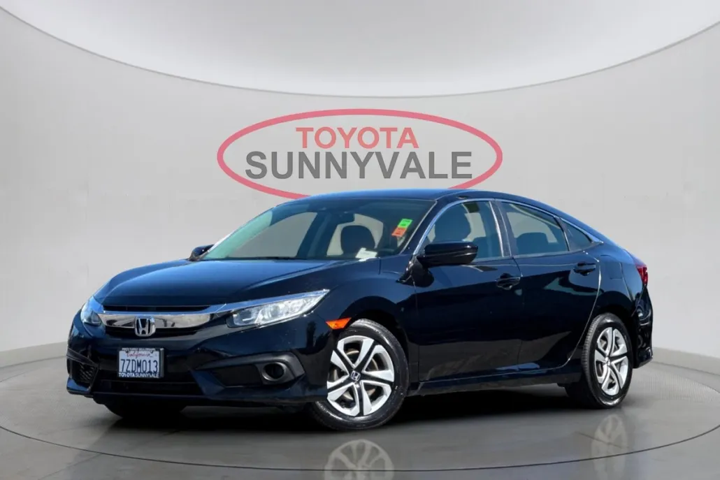 2017 Honda Civic LX photo 1