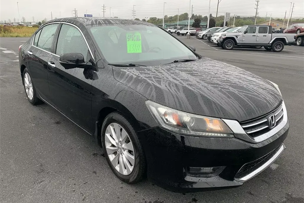 2015 Honda Accord EX-L photo 1