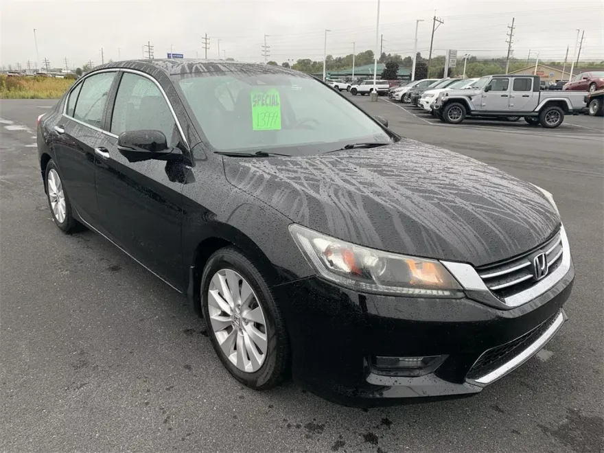 2015 Honda Accord EX-L photo 1