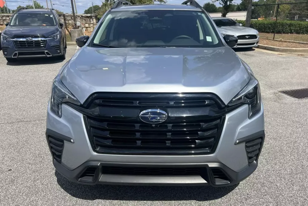 2025 Subaru Ascent Onyx Edition Touring photo 1