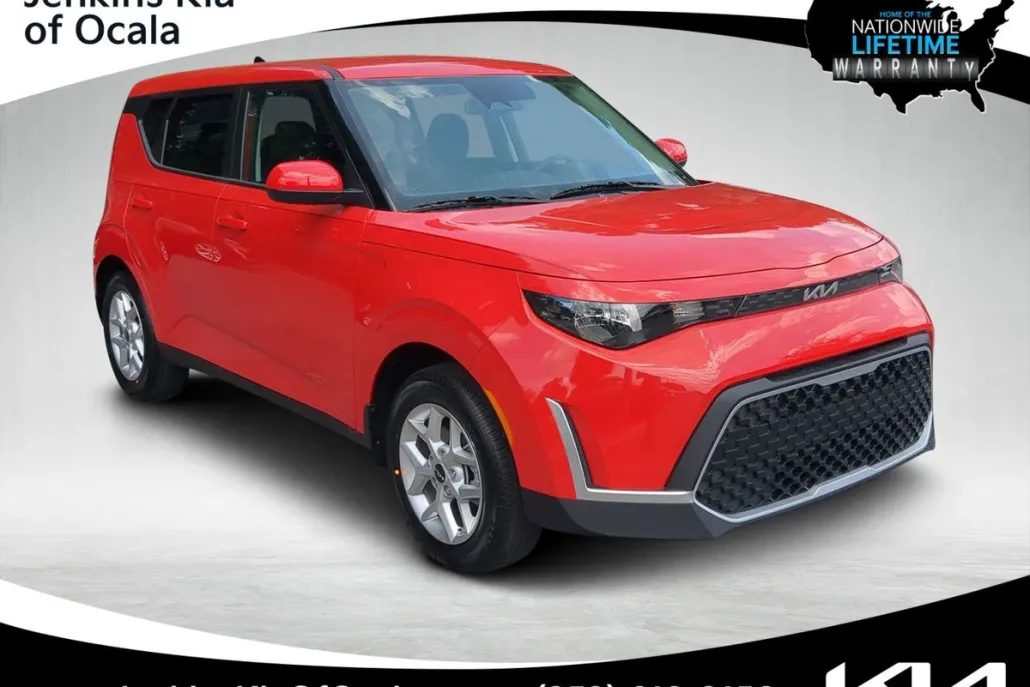 2025 Kia Soul S photo 1
