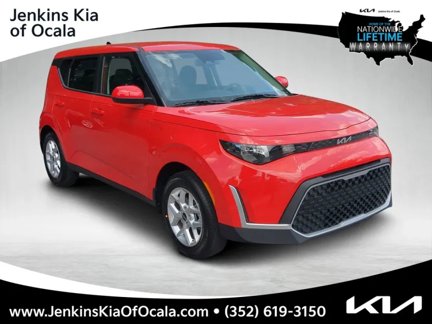 2025 Kia Soul S photo 1