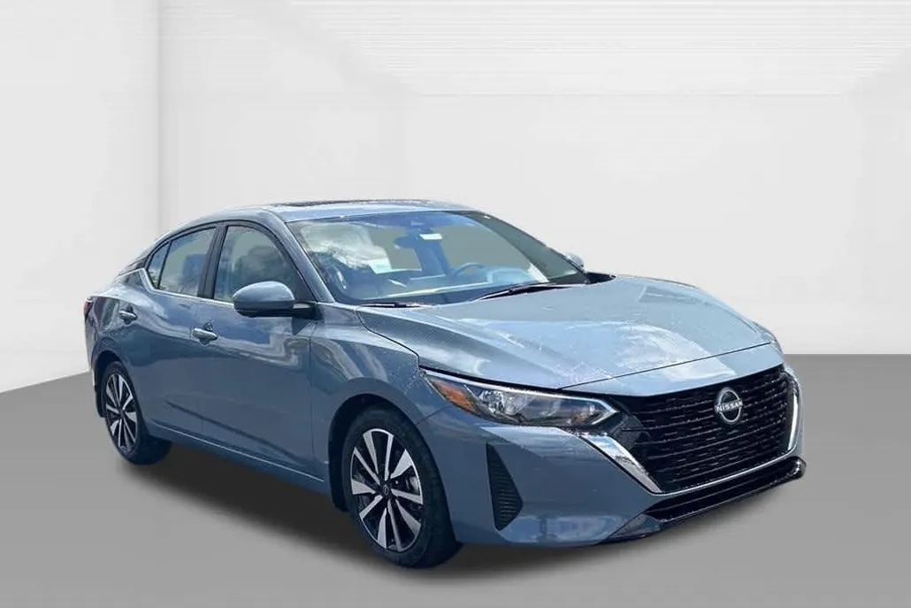 2024 Nissan Sentra SV photo 1