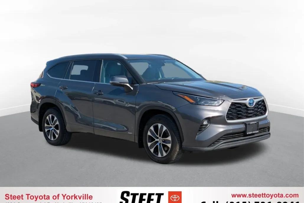 2022 Toyota Highlander Hybrid XLE photo 1