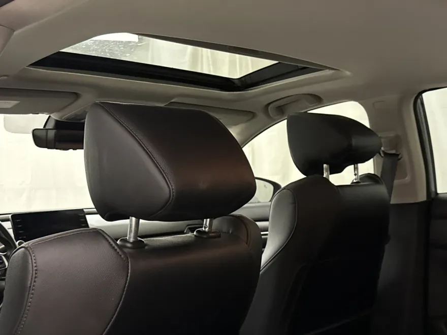 2021 Honda Accord Hybrid Touring photo 1