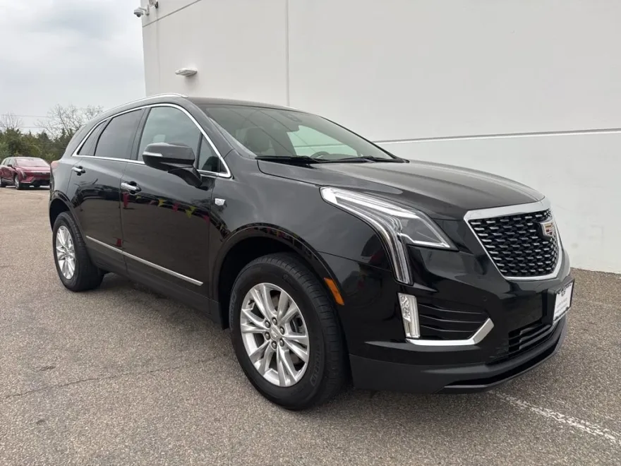 2023 Cadillac XT5 Luxury photo 1