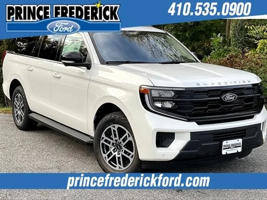 2025 Ford Expedition MAX photo 1