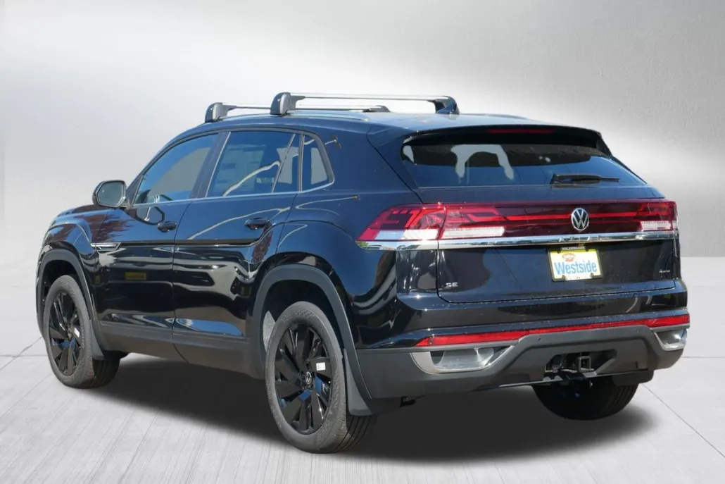 2026 Volkswagen Atlas Cross Sport SE Technology photo 1