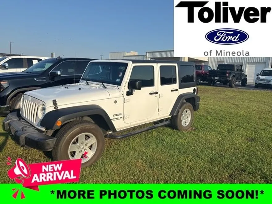 2017 Jeep Wrangler Unlimited Sport photo 1