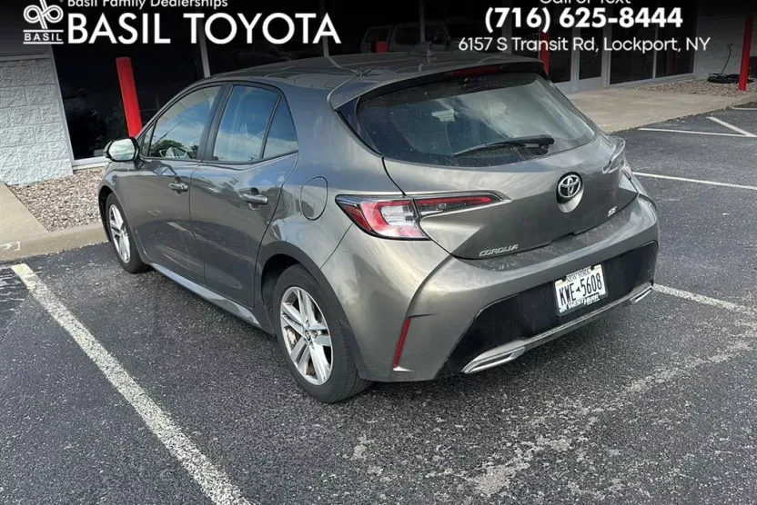 2019 Toyota Corolla SE photo 1