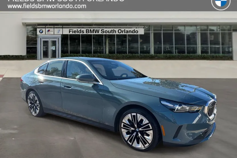 2025 Bmw 530i photo 1