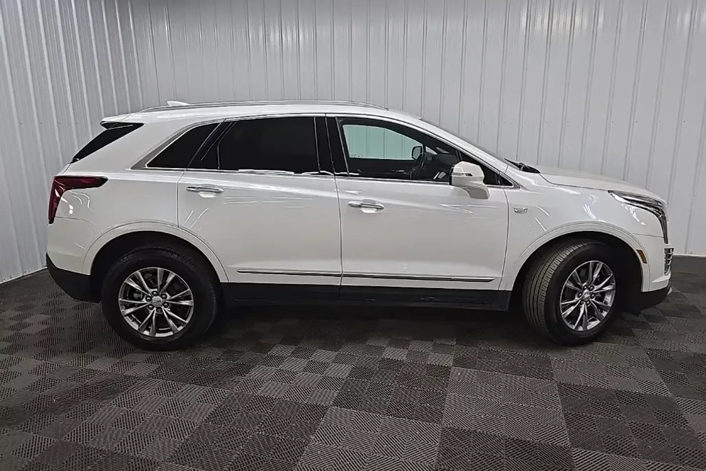 2023 Cadillac XT5 Premium Luxury photo 1