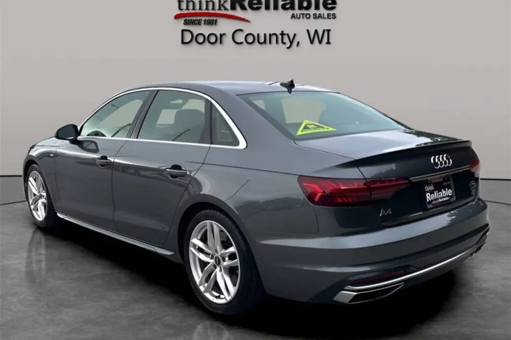 2023 Audi A4 S line Plus 45 TFSI photo 1