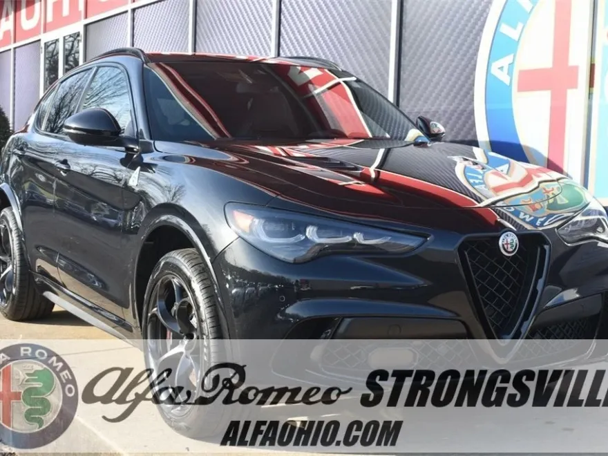 2024 Alfa Romeo Stelvio Quadrifoglio photo 1