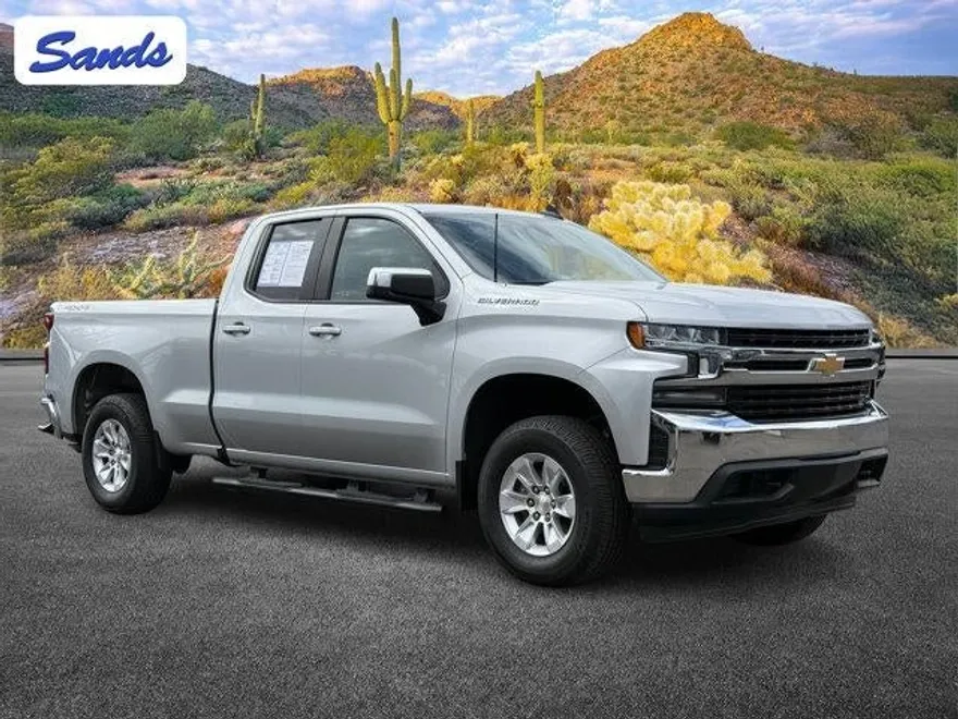 2020 Chevrolet Silverado 1500 LT photo 1