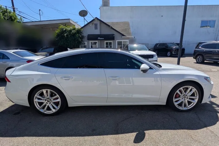 2022 Audi A7 Premium 55 photo 1