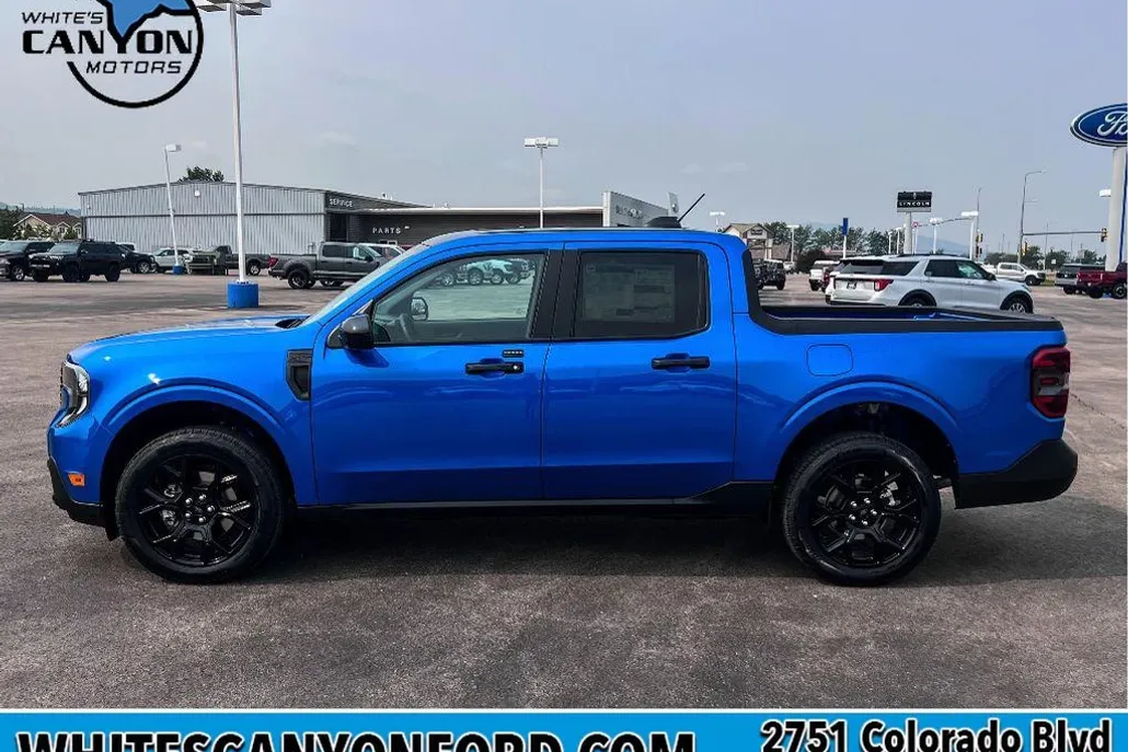 2025 Ford Maverick XLT photo 1