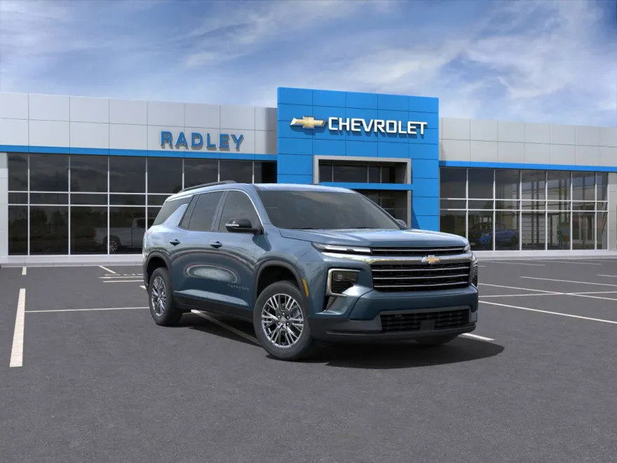 2025 Chevrolet Traverse photo 1
