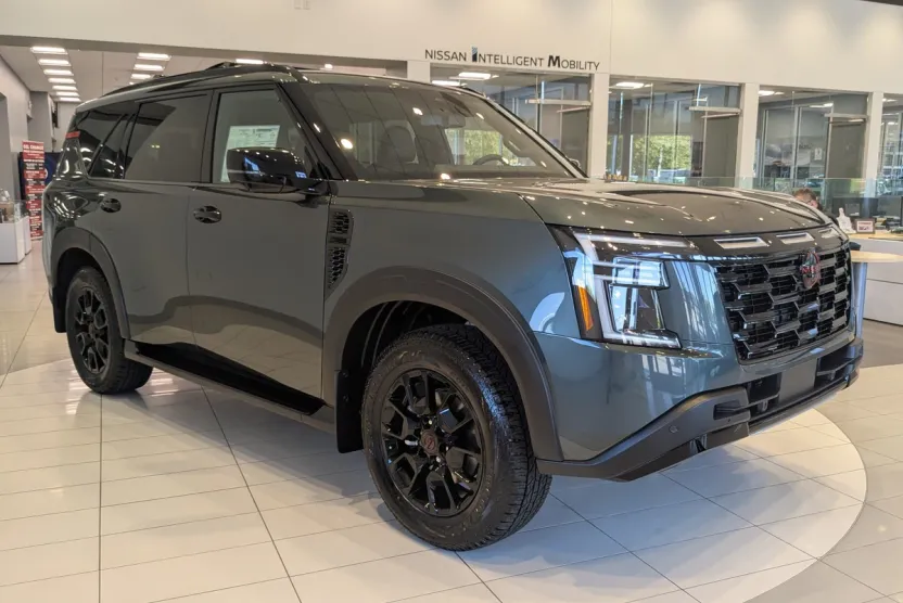 2026 Nissan Armada photo 1