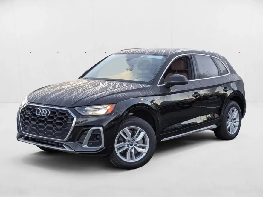 2024 Audi Q5 S line Premium photo 1