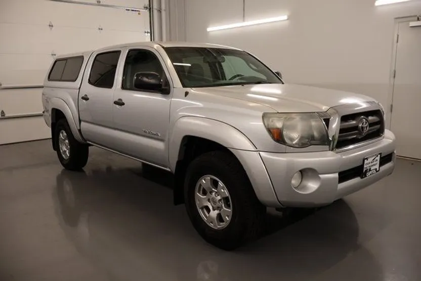 2009 Toyota Tacoma Base V6 photo 1