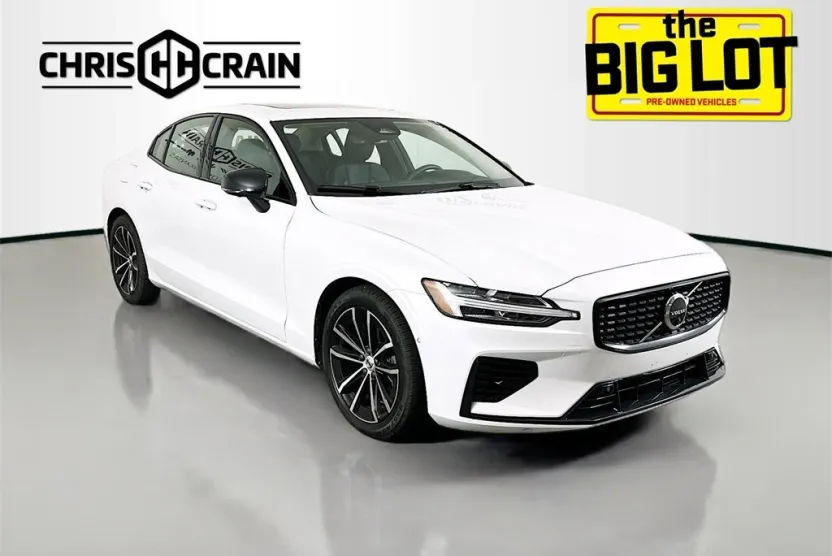 2023 Volvo S60 Recharge T8 Plus photo 1