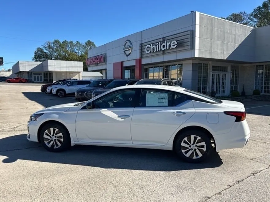 2025 Nissan Altima 2.5 S photo 1