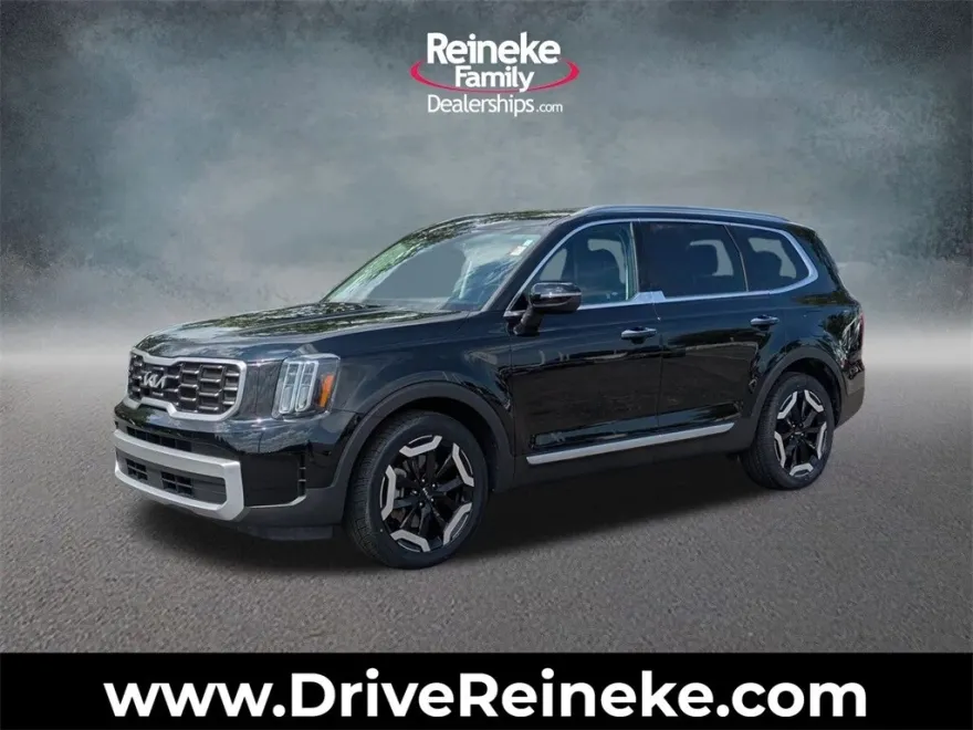 2023 Kia Telluride S photo 1