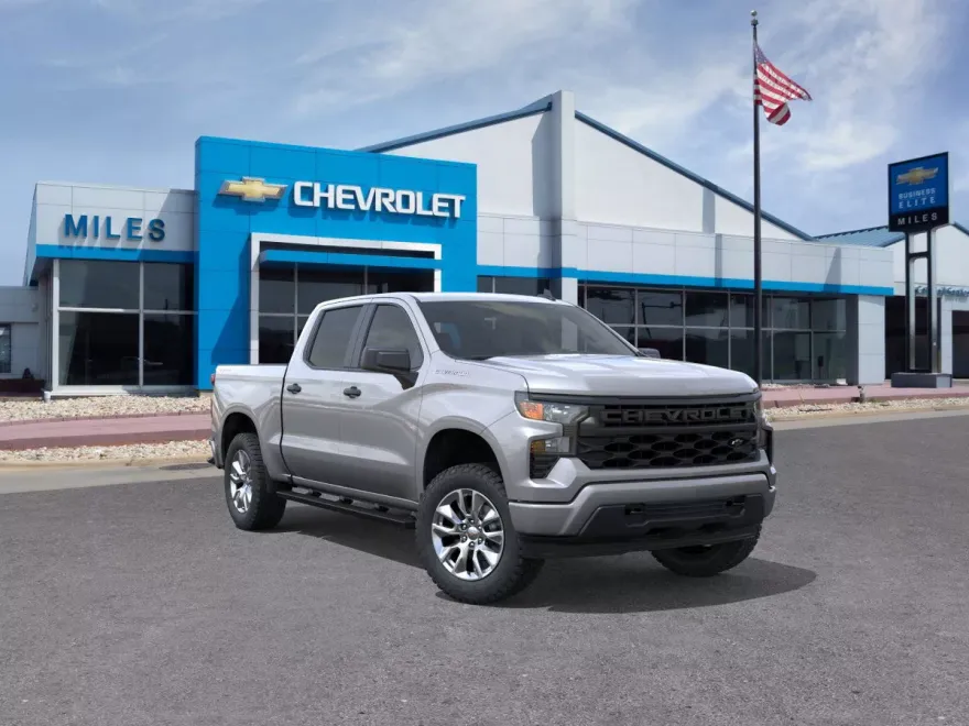 2025 Chevrolet Silverado 1500 Custom photo 1