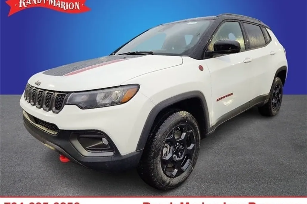 2024 Jeep Compass Trailhawk photo 1