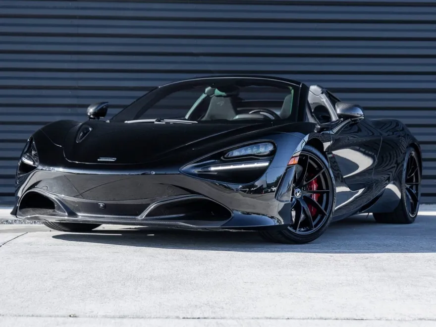 2023 Mclaren 720S photo 1