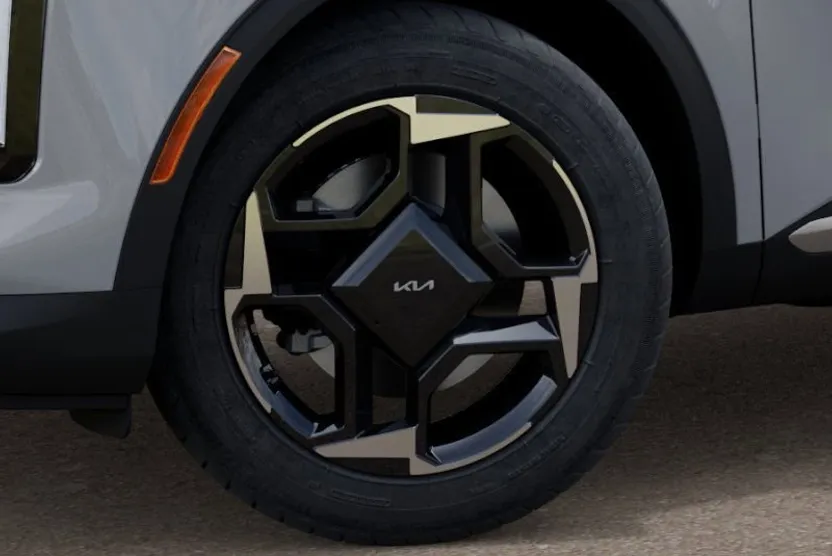 2026 Kia Sportage EX photo 1