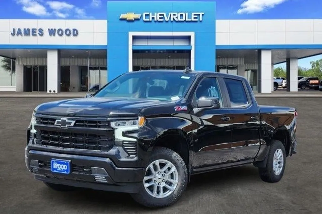 2025 Chevrolet Silverado RST photo 1