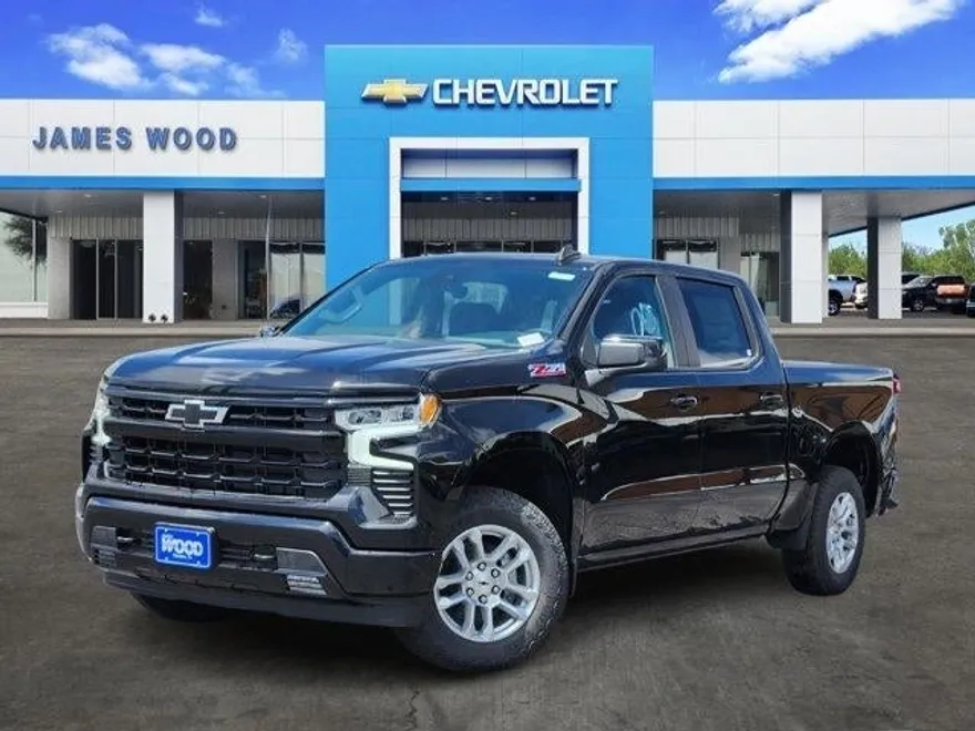 2025 Chevrolet Silverado RST photo 1