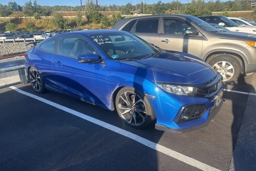 2018 Honda Civic Si photo 1