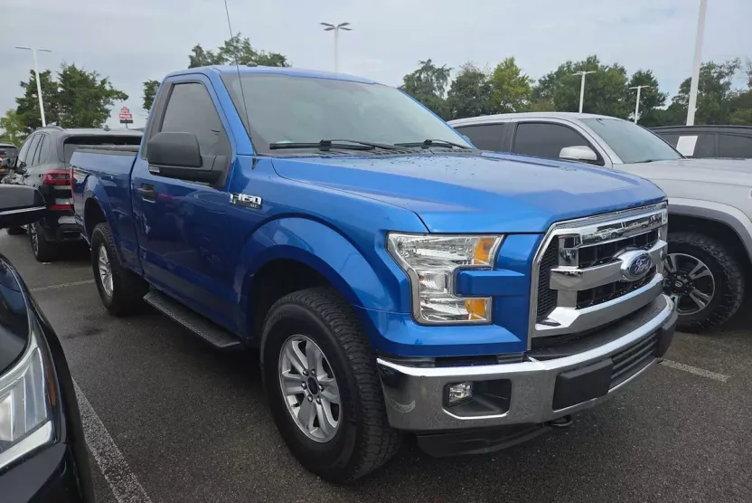 2015 Ford F-150 XLT photo 1