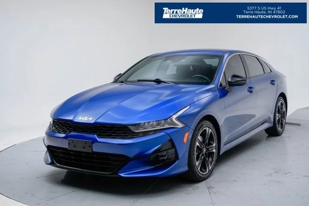 2022 Kia K5 GT-Line photo 1