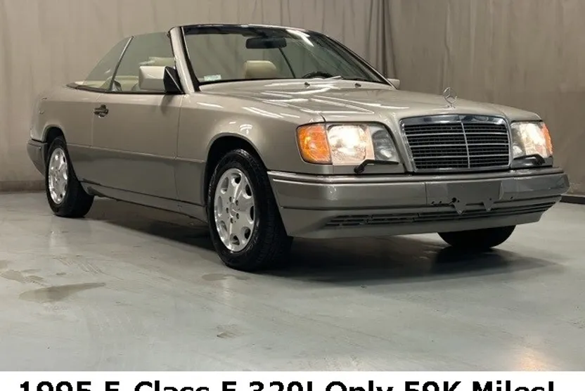 1995 Mercedes Benz E 320 photo 1