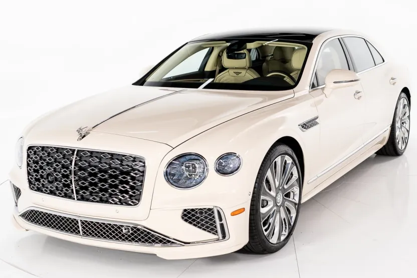 2025 Bentley Flying Spur Mulliner photo 1