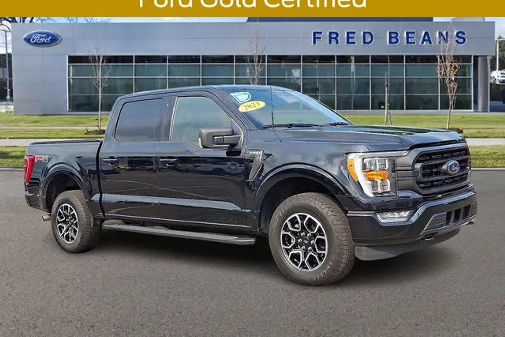 2023 Ford F-150 XLT photo 1