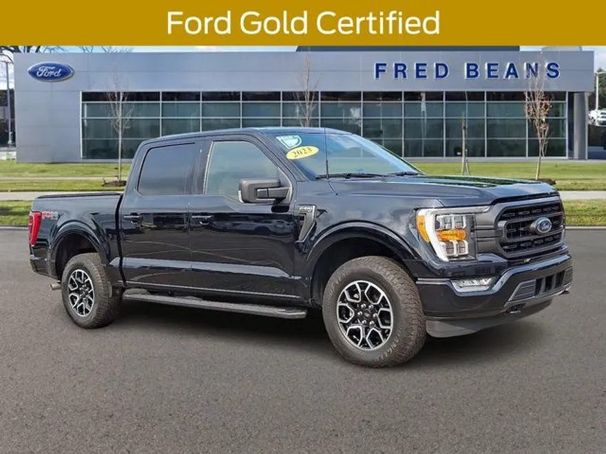 2023 Ford F-150 XLT photo 1