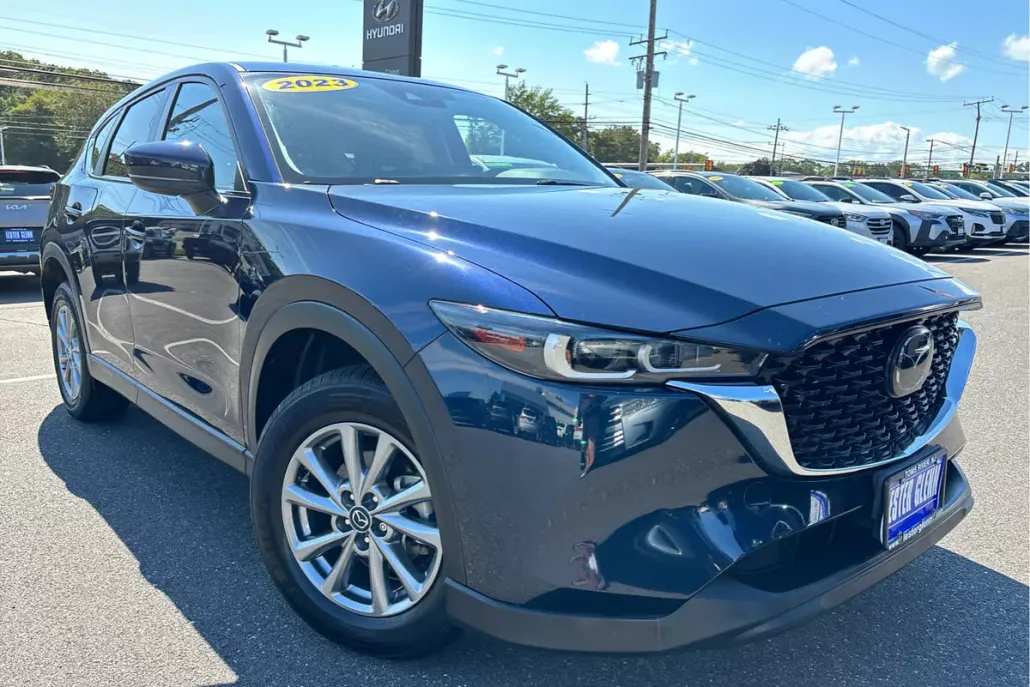 2023 Mazda CX-5 2.5 S Preferred photo 1