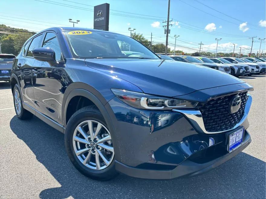 2023 Mazda CX-5 2.5 S Preferred photo 1