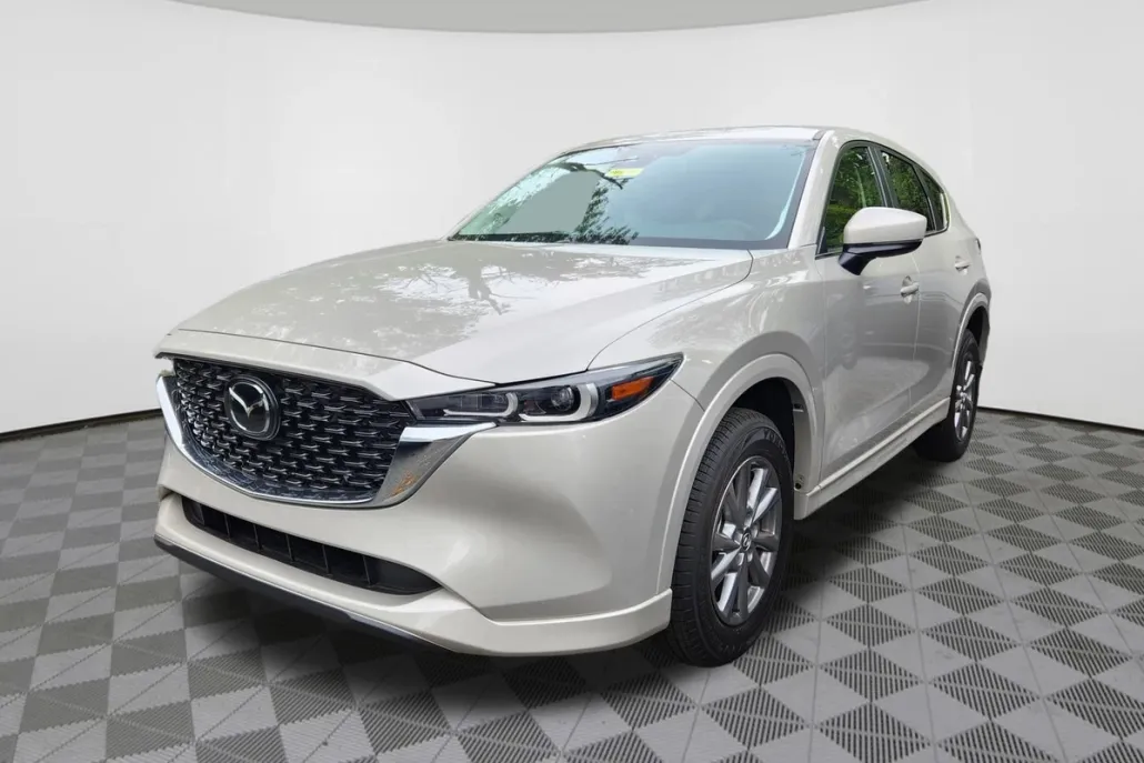 2025 Mazda CX-5 2.5 S Preferred photo 1