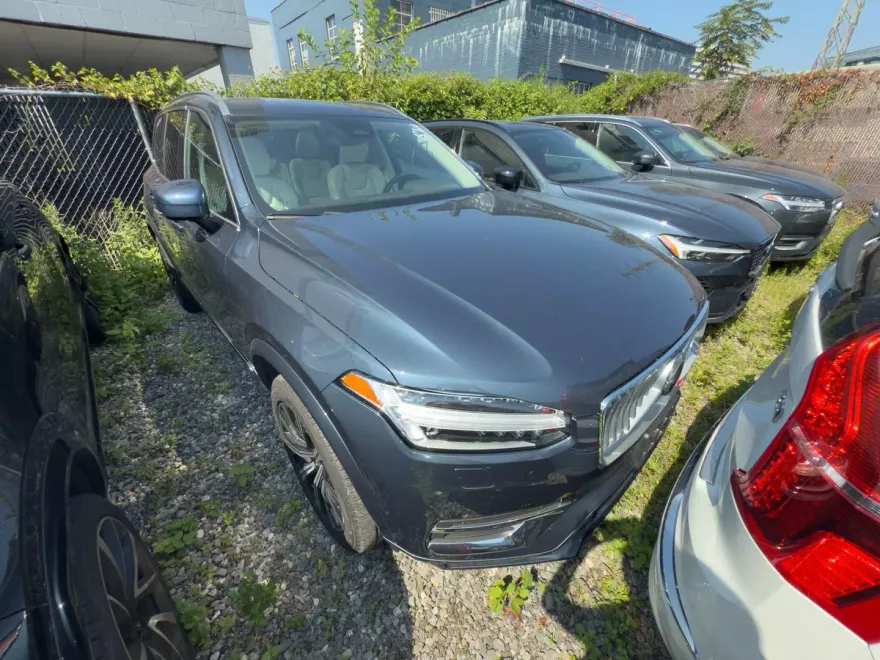 2024 Volvo XC90 B5 Core photo 1