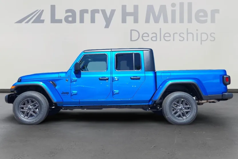 2025 Jeep Gladiator Sport photo 1