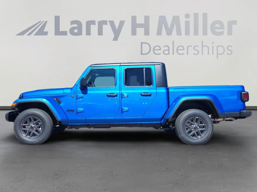 2025 Jeep Gladiator Sport photo 1