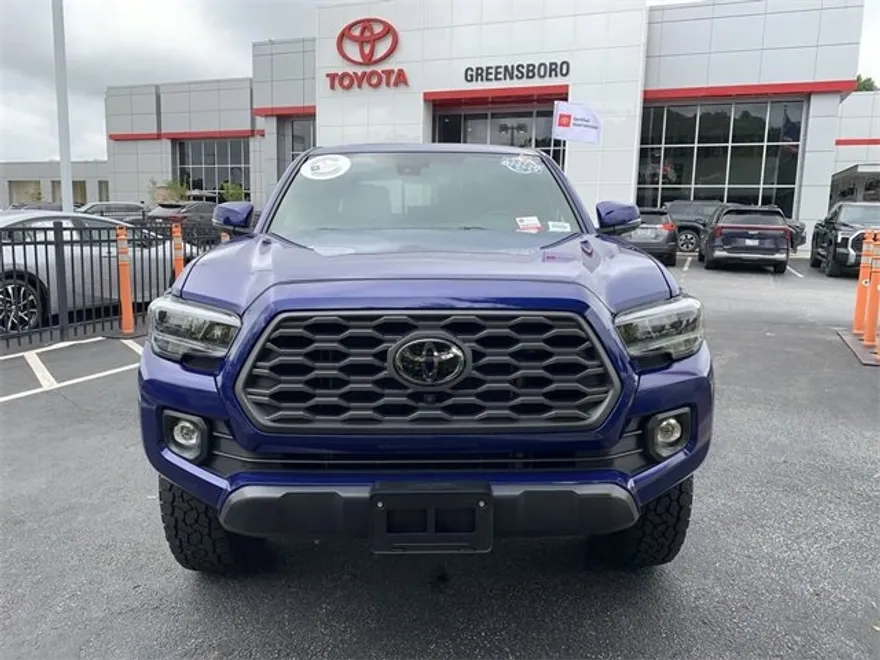 2022 Toyota Tacoma TRD V6 photo 1